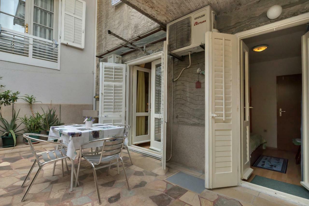 Apartments Marija Makarska Exterior photo