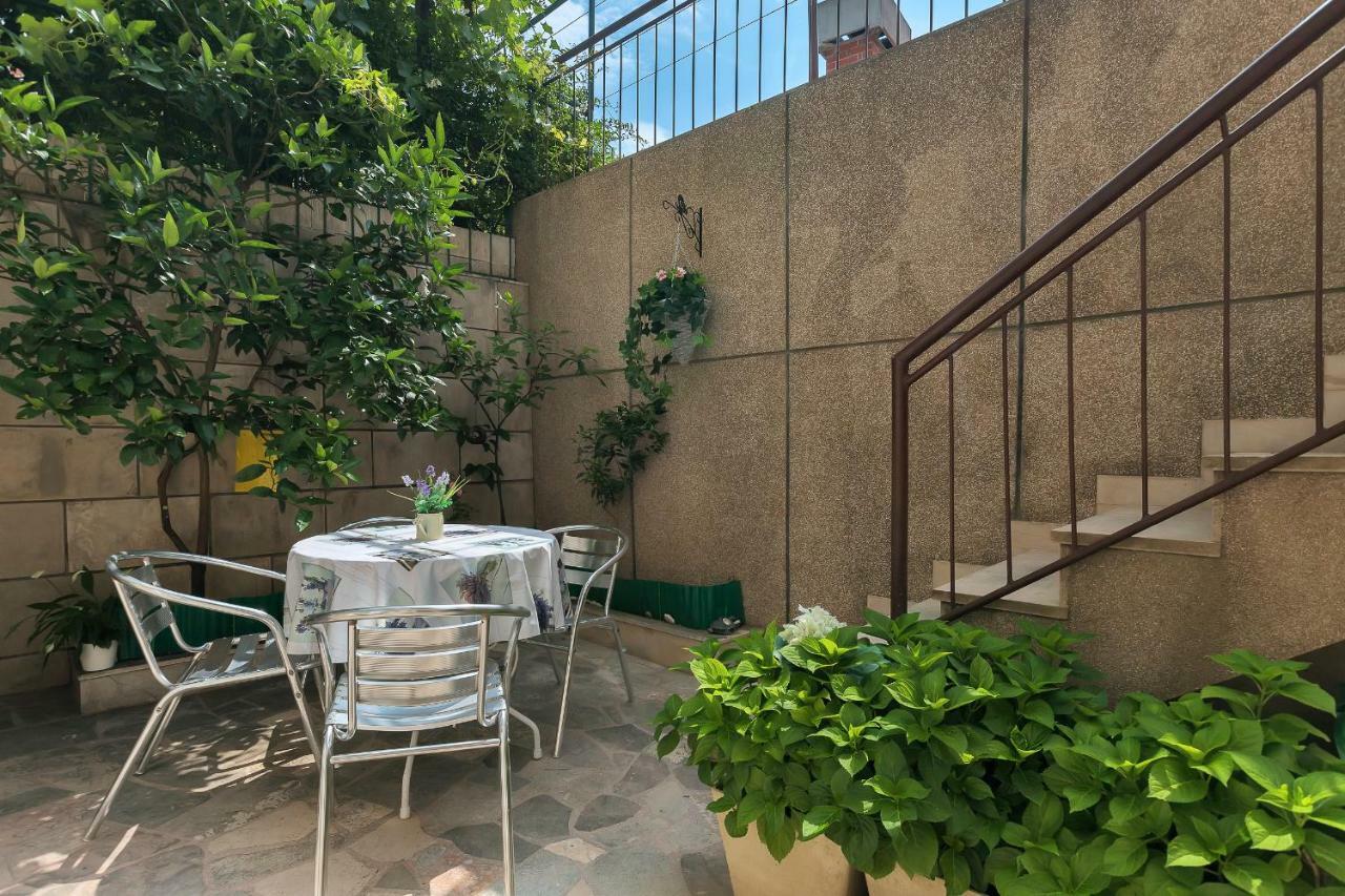 Apartments Marija Makarska Exterior photo