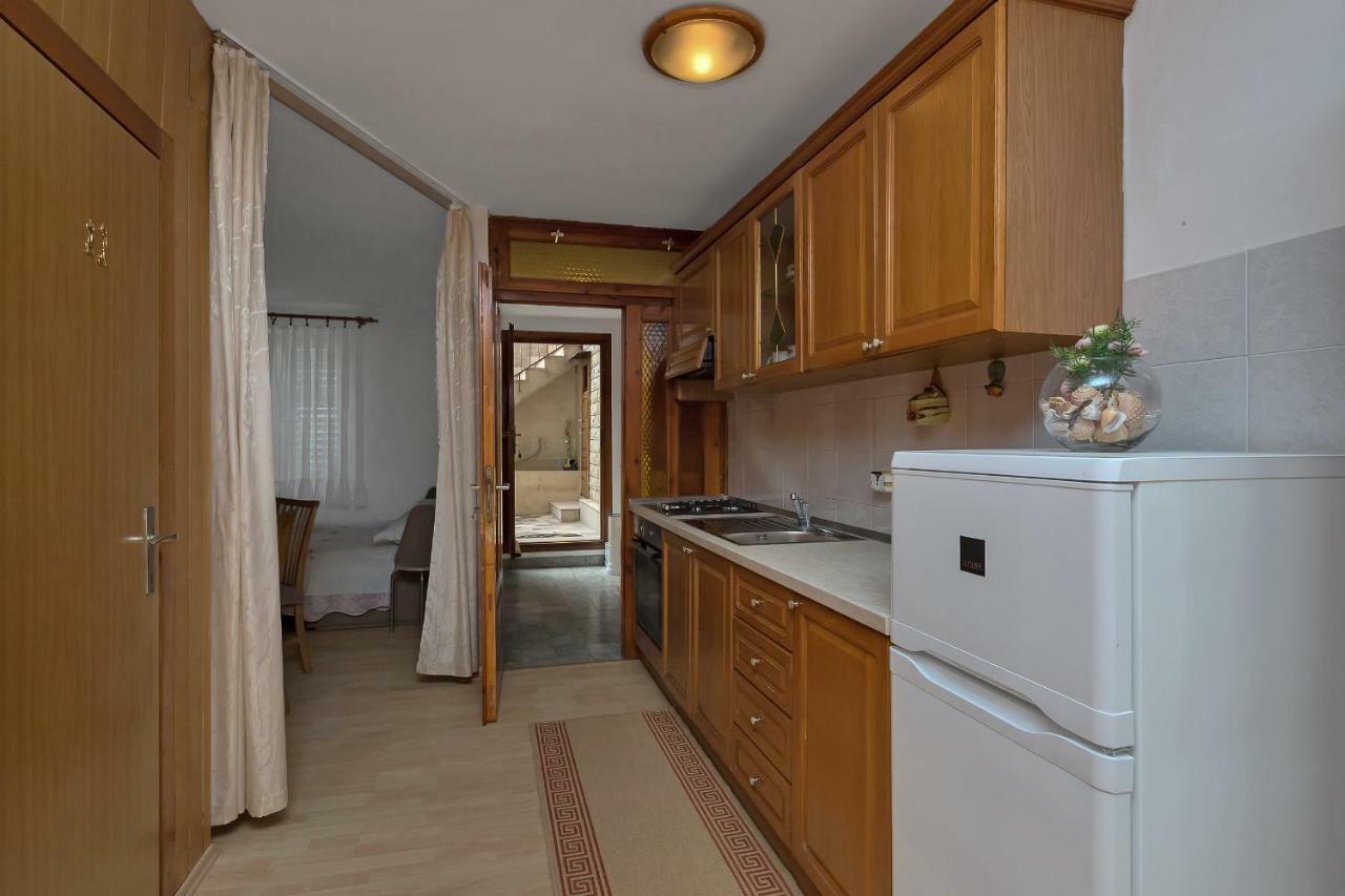 Apartments Marija Makarska Exterior photo